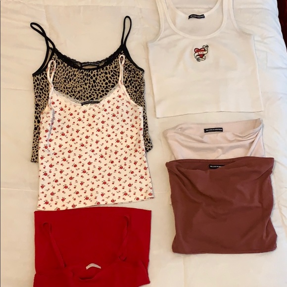 some of my Brandy Melville 🌸🦋 - Picture 2 of 4